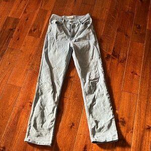 Women’s Abercrombie and Fitch Jeans. 25/0 regular